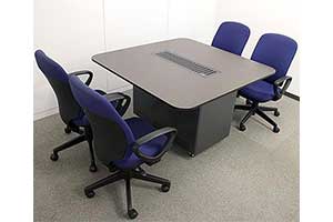 トルネックスの「飛沫対策空気清浄機 ミーティング用ロータイプ」製品